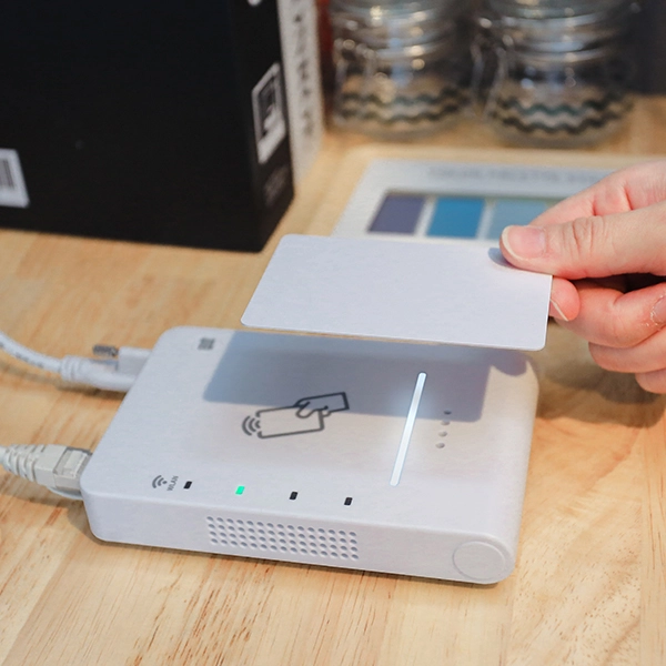 CIR715A Ethernet Contactless Smart Card Reader